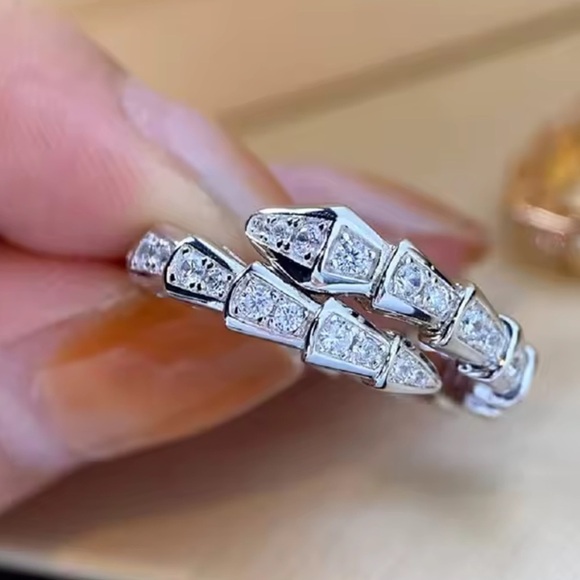 Anthropologie Jewelry - Serpenti Ring in White Gold